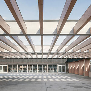 Collège d'Orlinde in Bretenoux, Frankreich