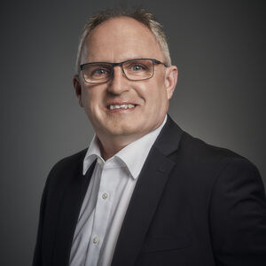 Portraitbild Helmut Ritter, Rittal