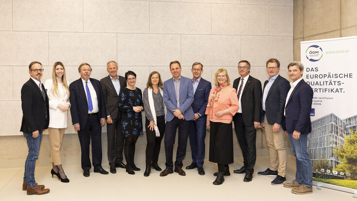 © Milagros Martínez-Flener v.l.n.r.: Michael Haugeneder, Karina Schunker, Erich Benischek, Reinhard Labugger, Sandra Bauernfeind, Nadja Pröwer, Andreas Köttl, Gerald Beck, Doris Wirth, Wolfgang Scheibenpflug, Marc Höhne, Christian Pillwein Nicht am Foto: Präsidiumsmitglied Richard Teichmann