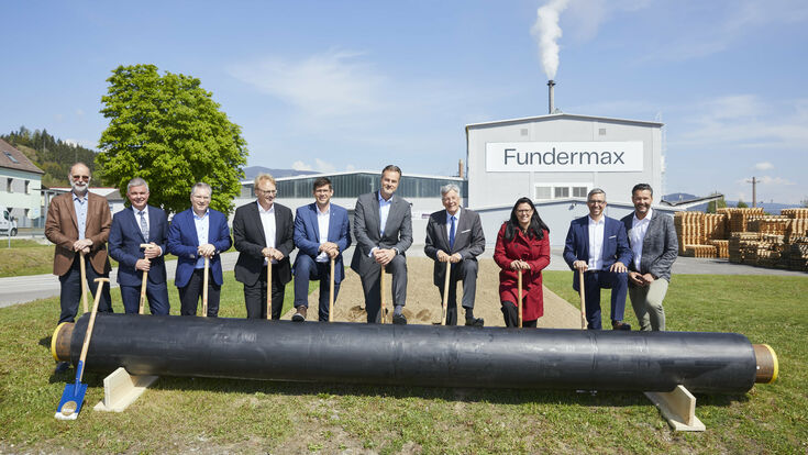 © Johannes Puch V.l.n.r. Eduard Pleschutznig, Franz Pfaller, Martin Kulmer, Jakob Elder, LR Martin Gruber, Gernot Schöbitz, LH Dr. Peter Kaiser, LR Sara Schaar, Arnulf Penker, Johann Hafner