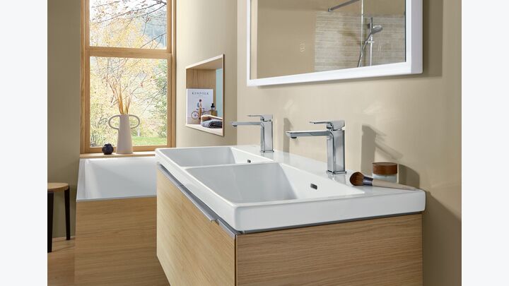 Villeroy & Boch komplettiert die Badkollektion Subway 3.0 mit neuen, designstarken und funktionalen Armaturen, die perfekt auf das Keramik-, Möbel- und Wellnesssortiment abgestimmt sind. Alle Subway 3.0 Armaturen sind in glänzendem Chrome, Matt Black und noch mehr Ausführungen erhältlich. In Sachen Funktionalität erleichtert unter anderem ein integrierter EasyClean Strahlregler die Reinigung von Wasserresten und verhindert so Verkalkungen.