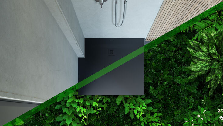 © Duravit AG Mit Sustano präsentiert Duravit die erste recyclingfähige Duschwanne aus dem neuen Werkstoff DuroCast Nature. Nach Ende der Nutzungsdauer können Duschwannen aus DuroCast Nature im Sinne des Life-Cycle-Prinzips entweder an Duravit oder einen Wertstoffhof vor Ort zurückgegeben werden. Daraus entstehen beispielsweise neue Duschwannen oder sie werden im industriellen Bereich weiterverarbeitet.