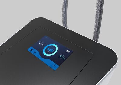 © Hans Sasserath GmbH & Co. KG Über den praktischen sieben Zoll Touchscreen mit LED-Statusanzeige können Informationen wie Statistiken zum Wasserverbrauch, Logbuch, Wartungseinstellungen und -durchführung jederzeit abgerufen werden.