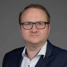 Autorenfoto Andreas Blassy