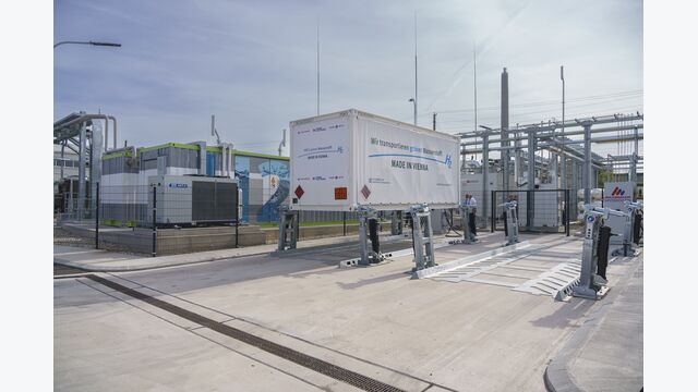 Wien Energie-Medientermin zur Eröffnung der Wasserstoff-Erzeugungsanlage am Smart Campus Wiener Netze; © Wien Energie/FOTObyHOFER/Christian Hofer, 08.04.24