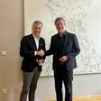 Peter Ulm, CEO der Allora Immobilien (links) und Stefan Klepzig, Strategic Sales Director bei Schneider Electric (v.l.n.r.)