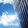 solare, sole, thermal, rinnovabile, termico, termici, energia, collettore, energia alternativa, energia pulita, raggi, sottovuoto, tubo, collegamento, pipe, pannello, acqua, calore, vetro, assorbire, immagazzinare, catturare, caldo, futuro, pulita, pulito, fluido, specchio, cielo, nuvole, naturale, risparmio, co2, effetto serra, inquinamento