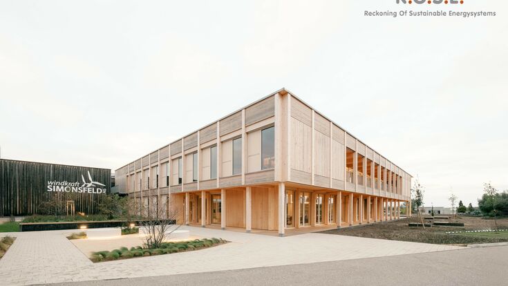 © Juri Troy/Patrick Johannsen Beim Bau der neuen Zentrale der Windkraft Simonsfeld AG in Ernstbrunn (NÖ) wurden die Vorteile eines nachhaltigen TGA-Konzepts mit R.O.S.E. ermittelt.
