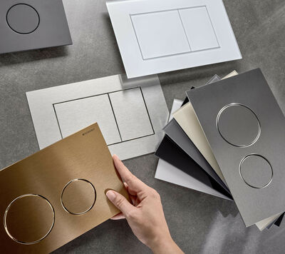 © Geberit Die neue Betätigungsplatte Sigma40 von Geberit mit minimalistischem Design. Die Urinalsteuerungen Typ 40 sind perfekt darauf abgestimmt und sorgen so für eine harmonische Gestaltung im Bad.
