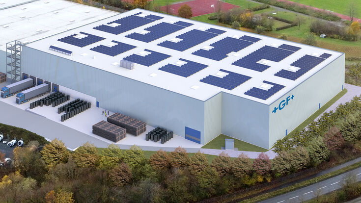 Mit der Erweiterung der Kapazitäten von bisher rund 3.000 auf mehr als 6.000 eingelagerte Produkte wird der Standort Haßfurt zum europäischen Lager- und Distributionszentrum für das gesamte GF Building Flow Solutions Portfolio ausgebaut.