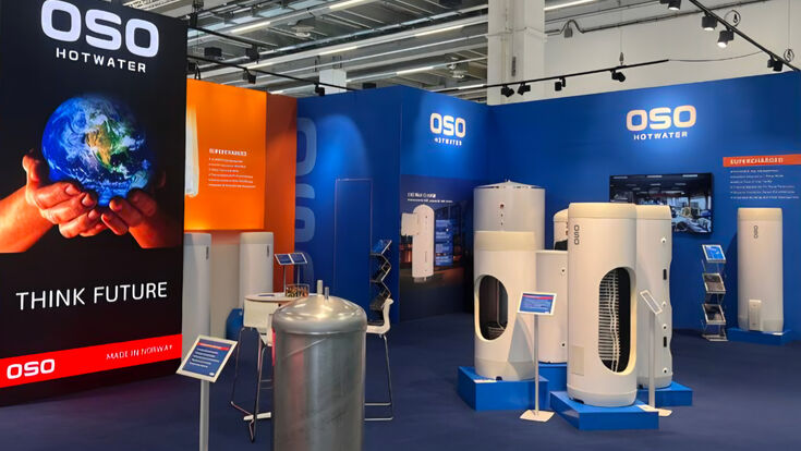 25 07 LG OSO Messestand 2