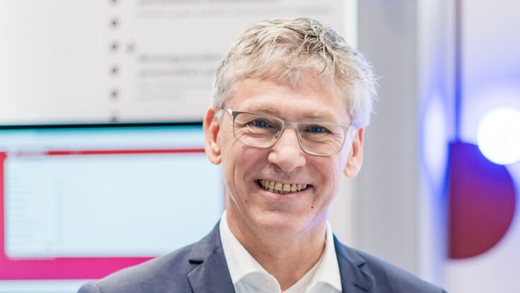 Dr. Peter Arens, Hygienespezialist bei Schell.