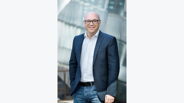 Clemens Neubauer pde