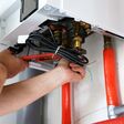 gaskessel, heizung, warmwasser, haustechnik, installation, heizungsbau, sanitär, sanitärinstallation, installateur, kessel, gas, heizungsanlage, gebäudetechnik, brennwert, brennwertheizung, brennwertkessel, neu, modern, neubau