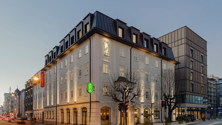 GROHE Hotel zum Hirschen Aussenansicht