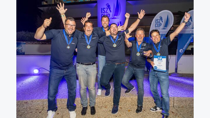 ISZ CUp