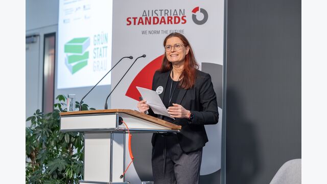 Susanne Formanek, Geschäftsführerin Grünstattgrau und Renowave