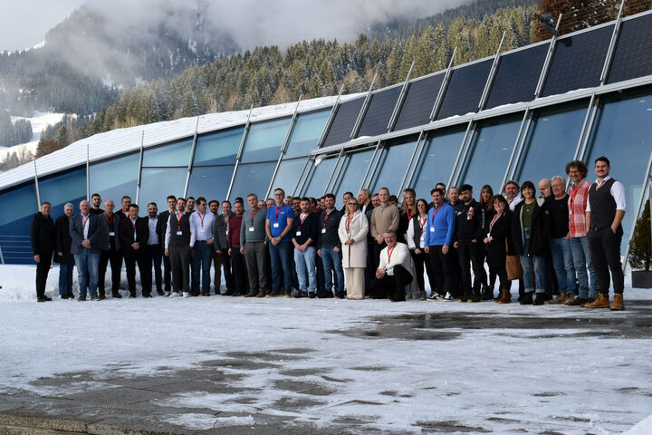 Über 50 führende Heizungsbauer*innen, Installateur*innen und Branchenexpert*innen aus mehreren europäischen Ländern trafen sich bei den ProDays in Alpbach.