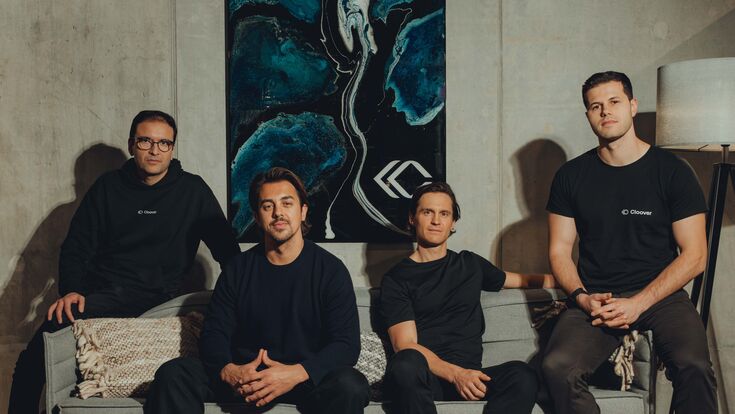 Vivek Jain, Jodok Betschar, Peder Broms und Valentin Gönczy (v.l.n.r.) bilden das Führungsteam von Cloover.