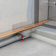 ACO Duschrinne ShowerDrain SE+ Einbaubeispiel mit Duschrinnenprofil Kupfer