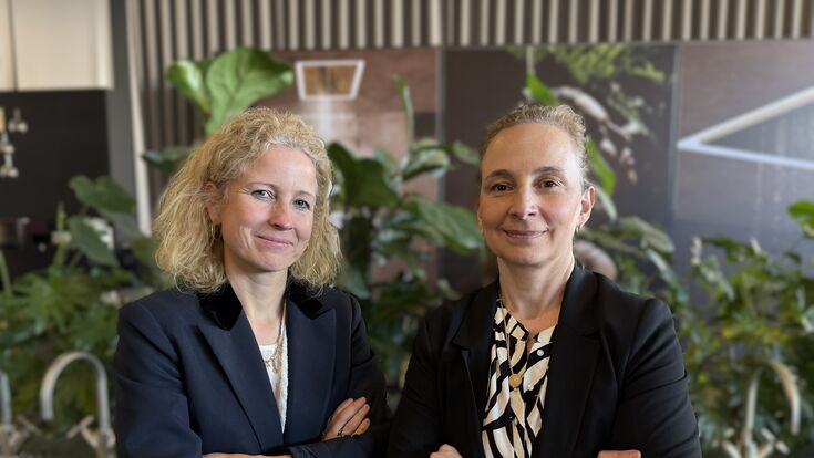 Caroline Schmitt (links) und Natalia Castellucci de Kolb (rechts) verantworten die Dornbracht-Geschäfte ab sofort im Tandem.