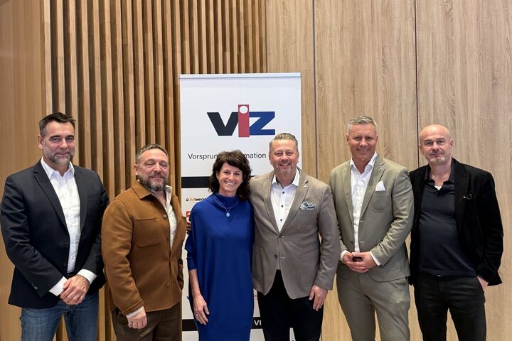 Der frisch gewählte VIZ-Vorstand (v.l.n.r.): Gernot Kammerhofer, Walter Berger, Astrid Brandstetter, Alexander Sollböck, Stefan Sommerauer und Hans Jörg Dullinger