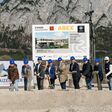 Spatenstich für die neue Niederlassung der Steiner Haustechnik in Völs, unter anderem mit Alexander Schatz, Niederlassungsleiter in Tirol (3. v.l.), Peter Lobenwein, Bürgermeister von Völs (5. v.l.), Hans-Peter Moser, geschäftsführender Gesellschafter GC-Gruppe Österreich (Mitte) und Andreas Leobacher, geschäftsführender Gesellschafter Steiner Haustechnik (5. von r.)