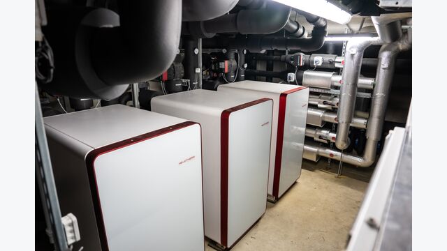 Drei Erdwärmepumpen von Heliotherm sorgen für nachhaltiges Heizen und Kühlen im Congress Centrum Alpbach.