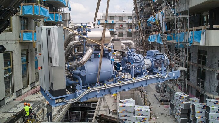 Einbringung der Kältepumpen beim Stadterweiterungsgebiet Donaufeld