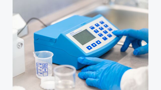 Analyse im Welser Techem Labor
