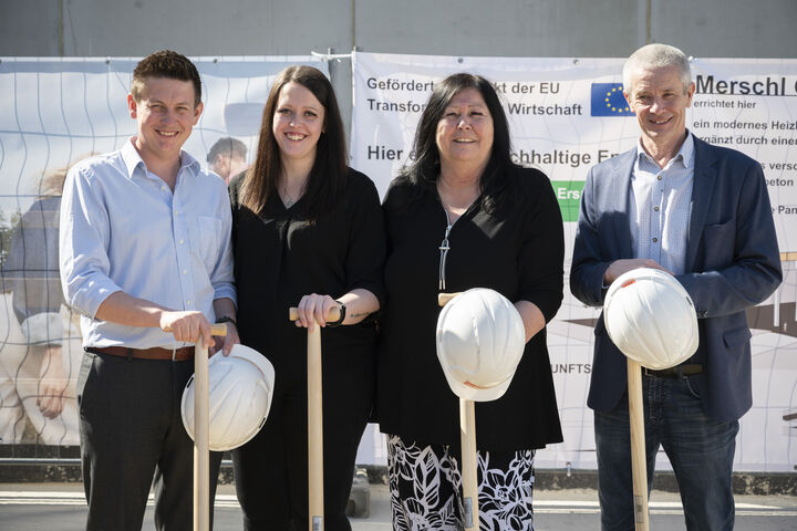 Gärtnerfamilie Merschl bei der Spatenstichfeier im April 2025